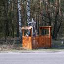 Kapliczka - droga do Szczepocic koniec Radomska - panoramio